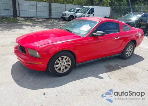 2008 Ford Mustang V6 Deluxe/V6 Premium from USA, damaged, VIN 1ZVHT80N685150730